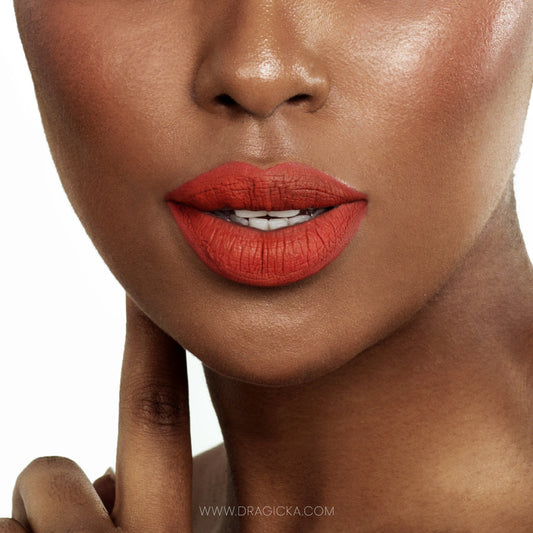 How to apply matte lipstick for a perfect Velvet Pout